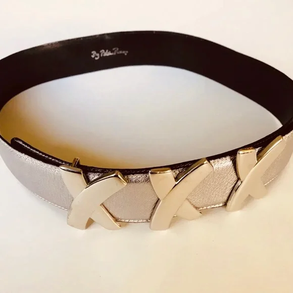 Paloma Picasso | Accessories | Paloma Picasso Leather Girls  display picture 1